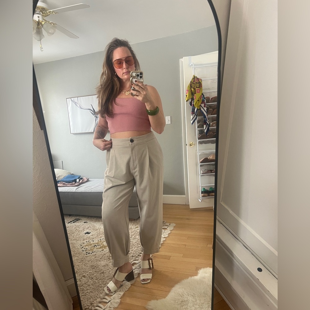 Zara Gray Pleated Trousers - Picture 2 of 5
